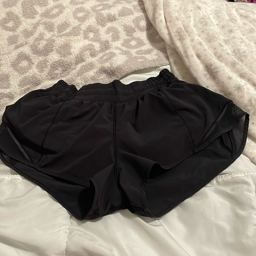 Black hottie hot shorts size 6